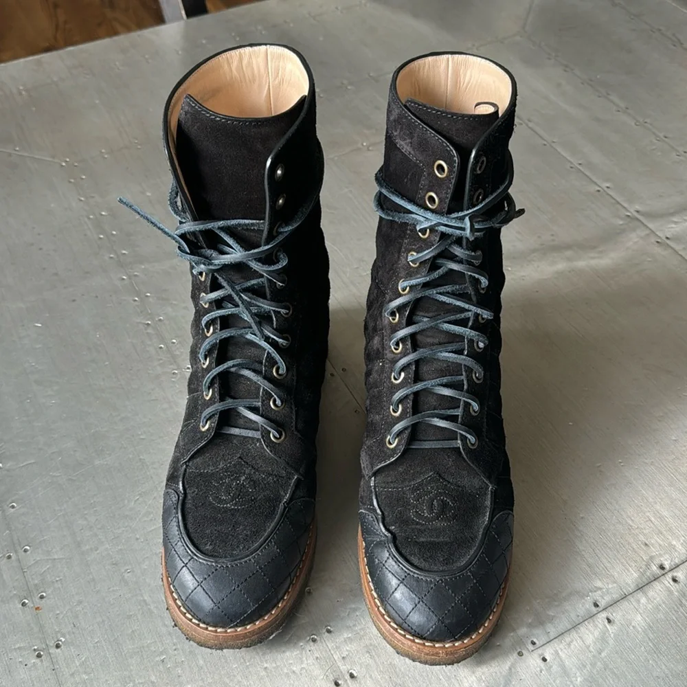 Chanel black suede combat military boot bootie lace up quilted Sz 38.5 w/ box